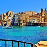 Luxurious With Ocean Views And Pool In Tigne Point דירה