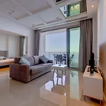 דירה Luxurious With Ocean Views And Pool In Tigne Point