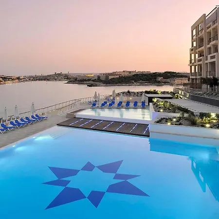 Luxurious With Ocean Views And Pool In Tigne Point Apartment Sliema