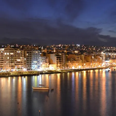 Luxurious With Ocean Views And Pool In Tigne Point