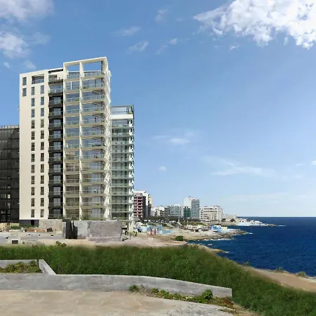 Apartment Luxurious With Ocean Views And Pool In Tigne Point Sliema