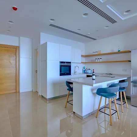 Luxurious With Ocean Views And Pool In Tigne Point *