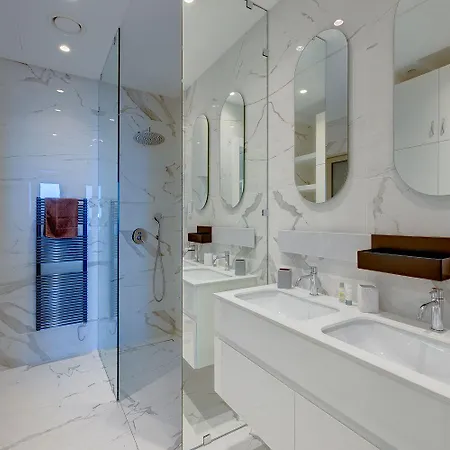 Luxurious With Ocean Views And Pool In Tigne Point Daire