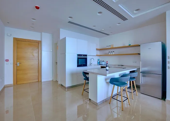 Luxurious With Ocean Views And Pool In Tigne Point *