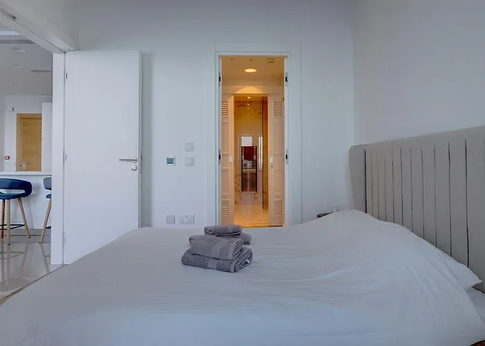 Luxurious With Ocean Views And Pool In Tigne Point Appartamento