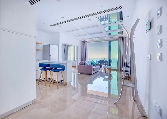 Luxurious With Ocean Views And Pool In Tigne Point Appartamento