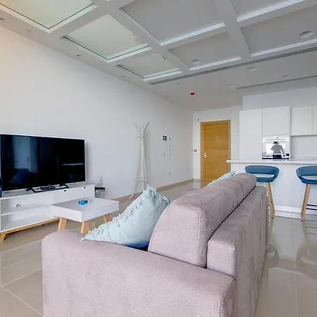 Luxurious With Ocean Views And Pool In Tigne Point